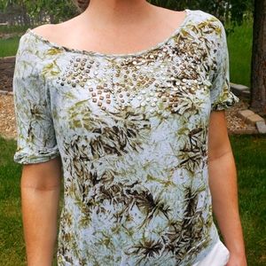 3/$30 BUCKLE Daytrip Top